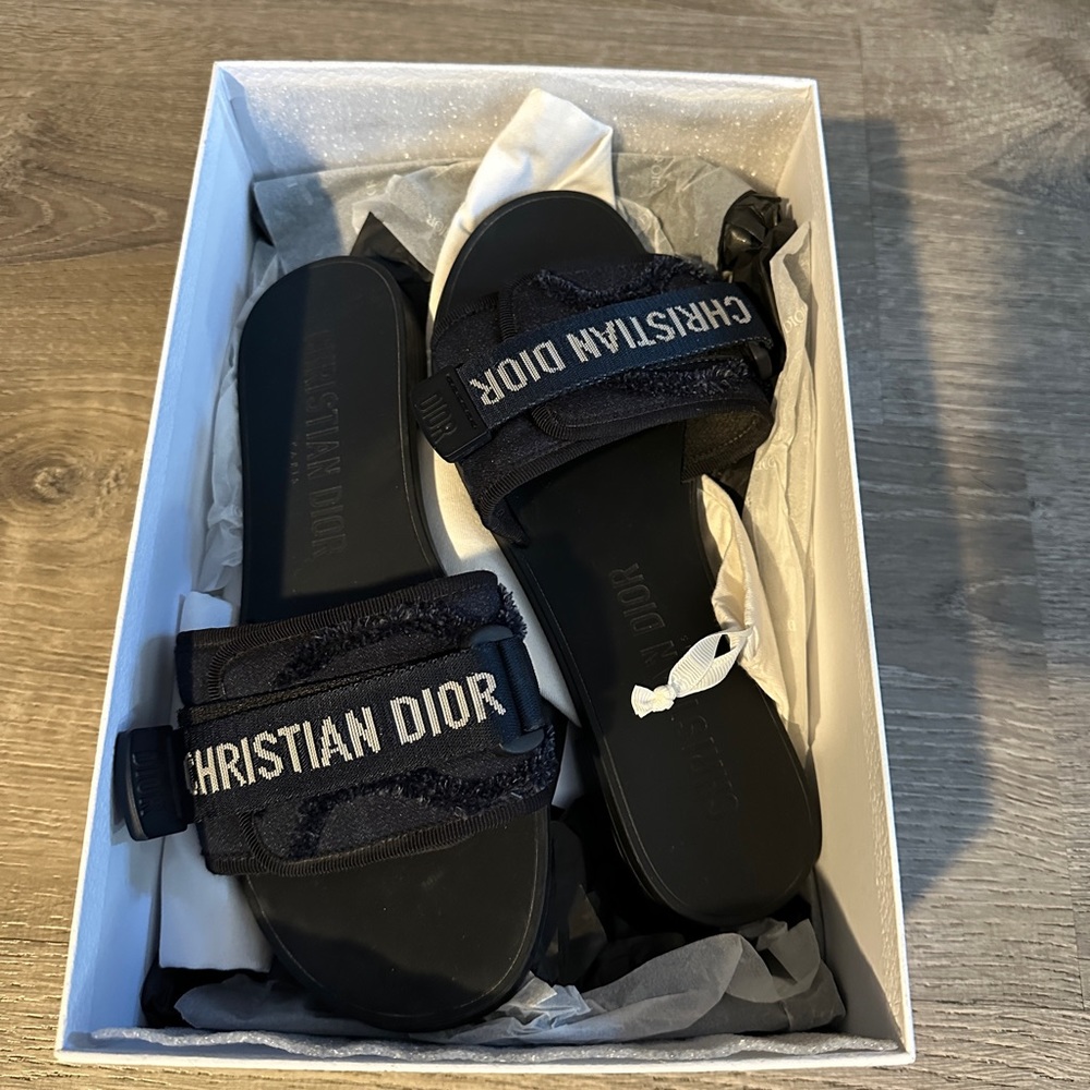 Dior Revolution Slide